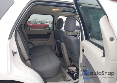 2009 Ford Escape Xlt z USA, uszkodzony, nr VIN 1FMCU03729KB26884